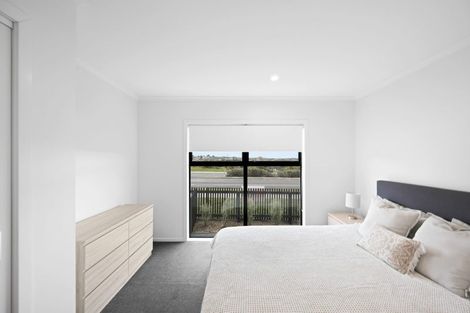 Photo of property in 2/1 North Ridge Drive, Rototuna North, Hamilton, 3281