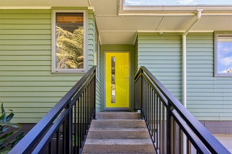 Photo of property in 373 Huia Road, Titirangi, Auckland, 0604