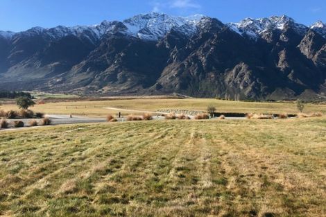 Photo of property in 37 Cunninghams Drive, Jacks Point, Queenstown, 9371