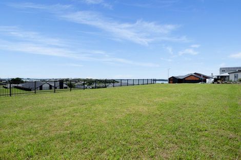 Photo of property in 8 Kuaka Rise, Omokoroa, 3114