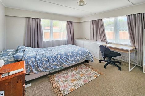 Photo of property in 54 Parkway, Wainuiomata, Lower Hutt, 5014