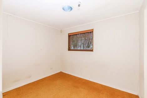Photo of property in 33 Meadowvale Avenue, Forrest Hill, Auckland, 0620