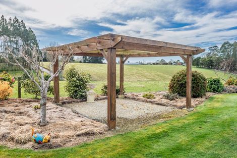 Photo of property in 395 Claremont Road, Claremont, Timaru, 7974