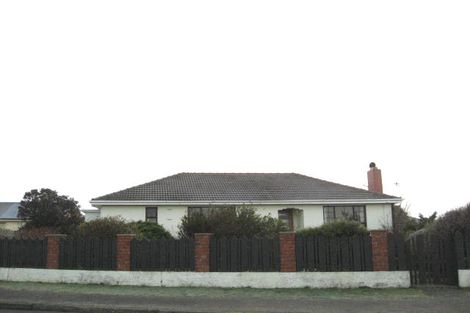 Photo of property in 72 Moulson Street, Strathern, Invercargill, 9812