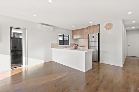 Photo of property in 8 Silver Beech Street, Takanini, 2110