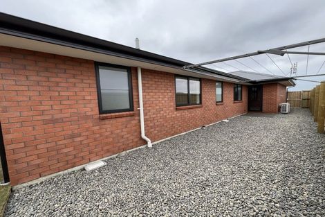 Photo of property in 35 Cousins Street, Woodend, 7691