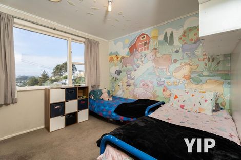 Photo of property in 26 Hollies Crescent, Johnsonville, Wellington, 6037