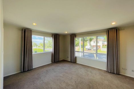 Photo of property in 4a Marina View Drive, West Harbour, Auckland, 0618