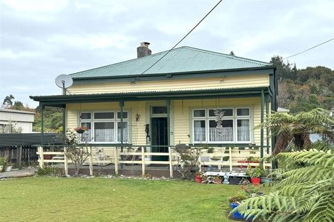 Photo of property in 33 Macdougall Avenue, Dunollie, Runanga, 7803