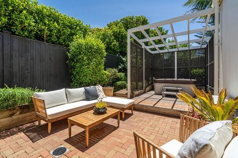 Photo of property in 13a Faulkner Road, Northcote Point, Auckland, 0627