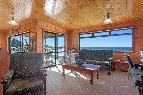 Photo of property in 81 Orete Point Road, Waihau Bay, Opotiki, 3199