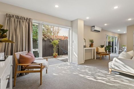 Photo of property in 43 Walton Street, Sydenham, Christchurch, 8023