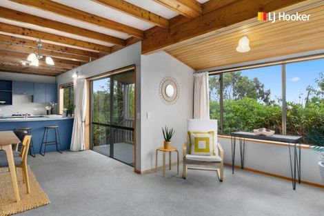 Photo of property in 10 Calvert Place, Shiel Hill, Dunedin, 9013