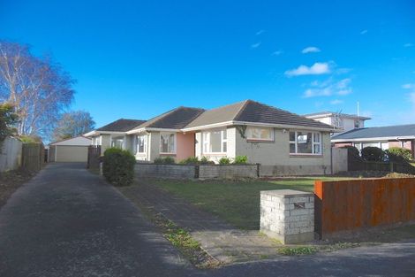 Photo of property in 57 Burnside Crescent, Burnside, Christchurch, 8053