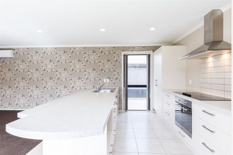 Photo of property in 85 Rosalie Terrace, Kelvin Grove, Palmerston North, 4414