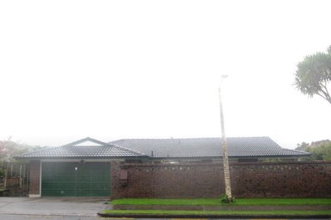 Photo of property in 30 Castleton Drive, Howick, Auckland, 2014