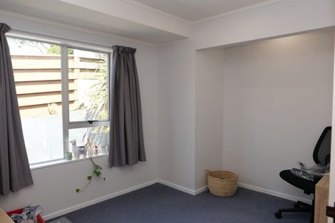 Photo of property in 2 Thimble Lane, Whitby, Porirua, 5024