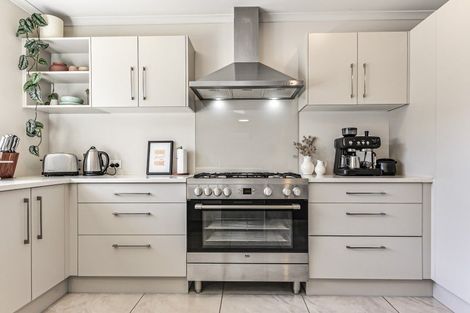 Photo of property in 50 Cumberland Drive, Flagstaff, Hamilton, 3210