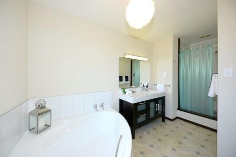 Photo of property in 11 Strathean Avenue, Avonhead, Christchurch, 8042