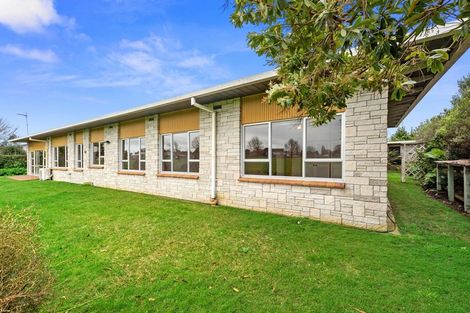 Photo of property in 34 Kensington Place, Fairfield, Hamilton, 3214