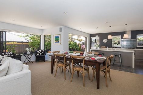 Photo of property in 44 Meadowstone Drive, Wanaka, 9305