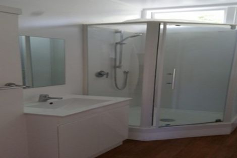 Photo of property in 11 Vogel Street, Mount Victoria, Wellington, 6011