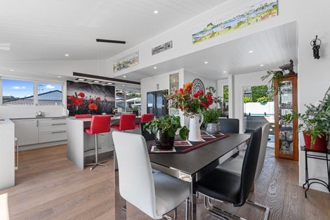 Photo of property in 6 Western Road, Otumoetai, Tauranga, 3110