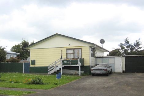 Photo of property in 2/27 Sharland Avenue, Manurewa, Auckland, 2102