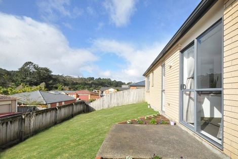 Photo of property in 56 Woodbank Drive, Glen Eden, Auckland, 0602