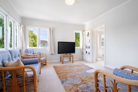 Photo of property in 43 Rogan Street, Mount Roskill, Auckland, 1041