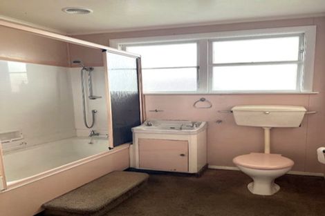 Photo of property in 6 Bannister Court, Masterton, 5810