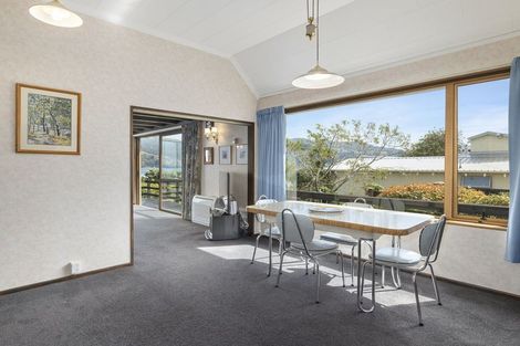 Photo of property in 16 Bayne Terrace, Macandrew Bay, Dunedin, 9014