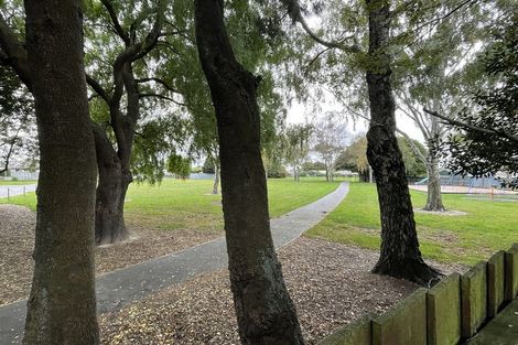 Photo of property in 7 Quinton Place, Bishopdale, Christchurch, 8053