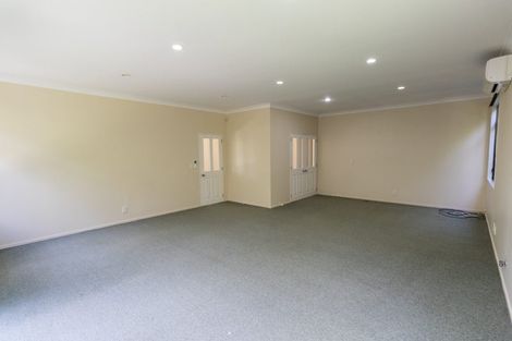 Photo of property in 43 Amesbury Drive, Churton Park, Wellington, 6037