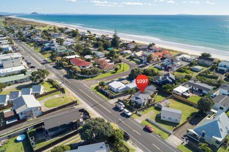 Photo of property in 1097 Papamoa Beach Road, Papamoa Beach, Papamoa, 3118