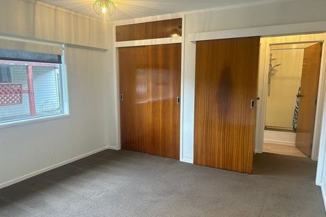 Photo of property in 40 Tiraumea Drive, Pakuranga, Auckland, 2010