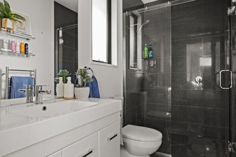 Photo of property in 130 Brookvale Road, Havelock North, 4130