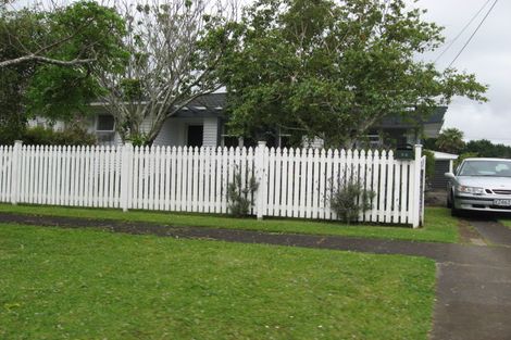 Photo of property in 58 Wellesley Road, Mangere Bridge, Auckland, 2022