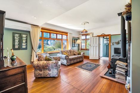 Photo of property in 3 Cross Street, Coalgate, 7673