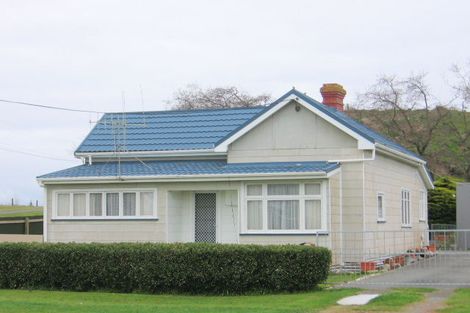 Photo of property in 24 Reeve Street, Foxton, 4814