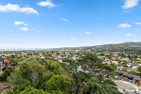 Photo of property in 19 Summit Road, Fairfield, Lower Hutt, 5011