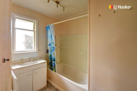 Photo of property in 40 Walton Street, Kaikorai, Dunedin, 9010