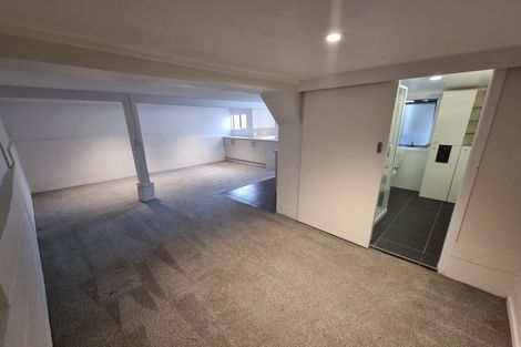 Photo of property in 1/31 Rangatira Road, Birkdale, Auckland, 0626