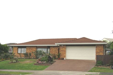 Photo of property in 34 Cherub Place, West Harbour, Auckland, 0618