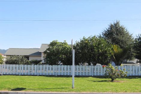 Photo of property in 24 Cook Drive, Whitianga, 3510