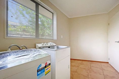 Photo of property in 14 Kirk Close, Rototuna, Hamilton, 3210