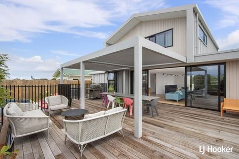 Photo of property in 55 Seaforth Road, Waihi Beach, 3611