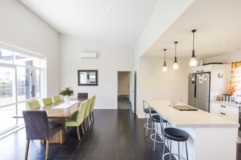 Photo of property in 2 Morocco Terrace, Kelvin Grove, Palmerston North, 4414