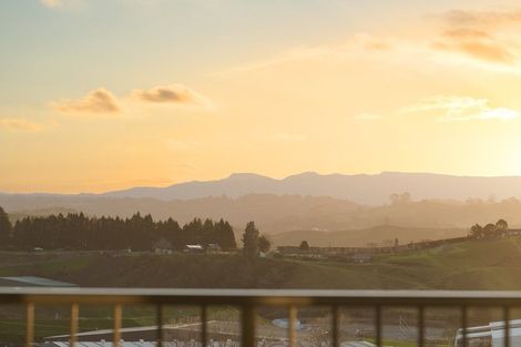 Photo of property in 25 Benmore Crescent, Pyes Pa, Tauranga, 3112