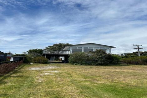 Photo of property in 2 Cheviot Street, Mangawhai Heads, Mangawhai, 0505